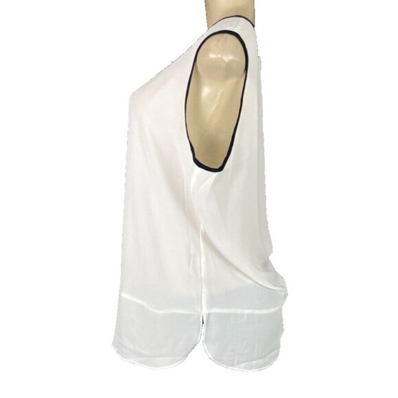 Sioni L Off-White Semi-Sheer Black Trim Button Keyhole Neck Sleeveless Blouse - Picture 5 of 6